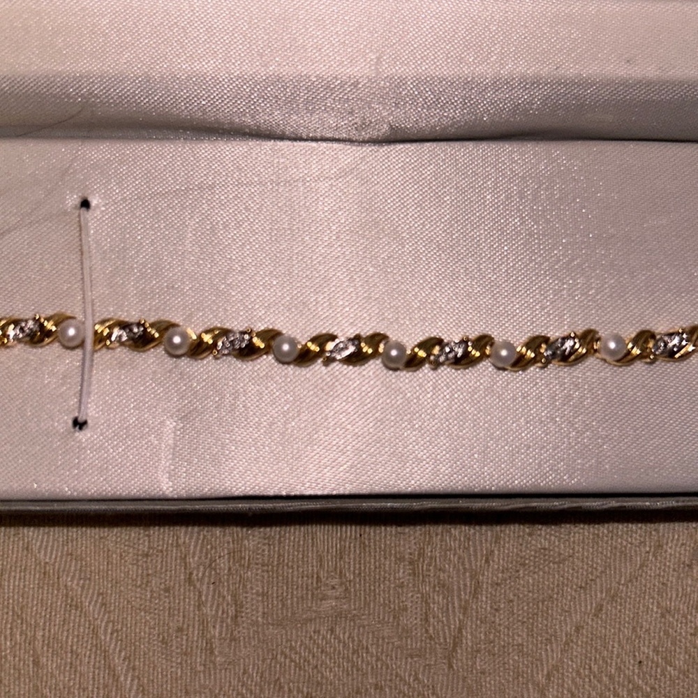 Bracelet
